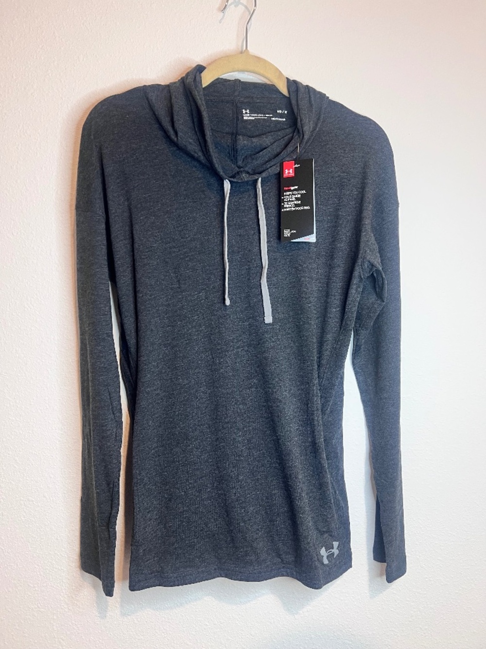 Under Armour HeatGear Cowl Neck Hoodie Top NWT Women's Medium Gray